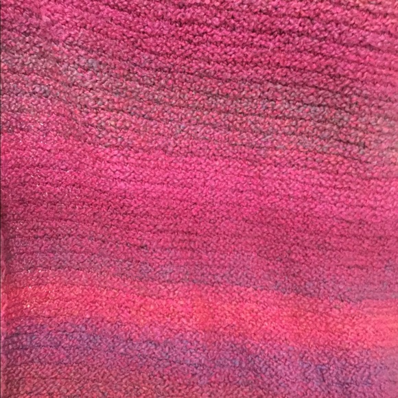 Ombré Handmade Shoulder Throw - Picture 3 of 5